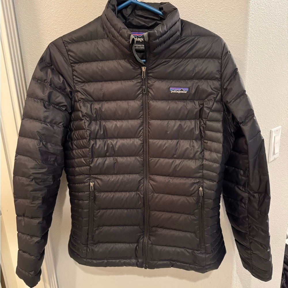 Patagonia womens black Puffer Jacket